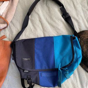 Messenger Bag *Like New* one minor pen mark on the front